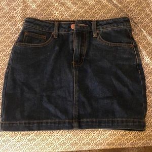 denim skirt